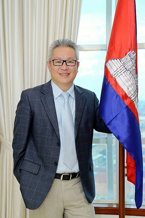 Mengly J. Quach