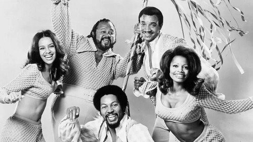 The 5th Dimension: Travelling Sunshine Show Backdrop Blur