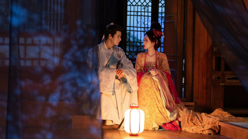 Tigers Sniff the Rose