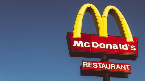 Les Secrets de Mc Donald Backdrop Blur