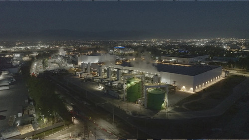 Chile dried up by data centers /The toxic waters of Fukushima