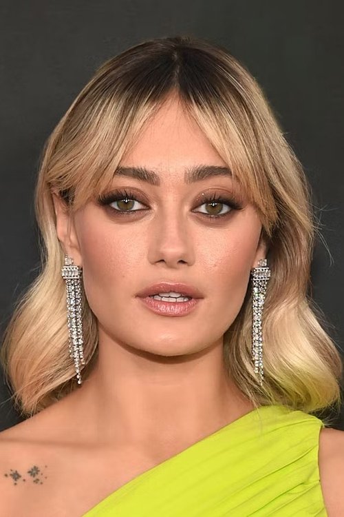 Kép: Ella Purnell színész profilképe