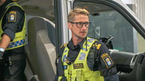 Border Control: Sweden S08E01 backdrop