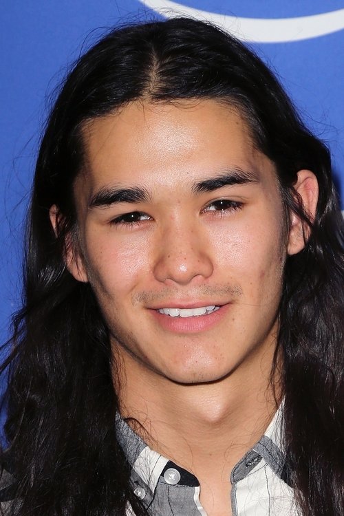 Kép: Booboo Stewart színész profilképe