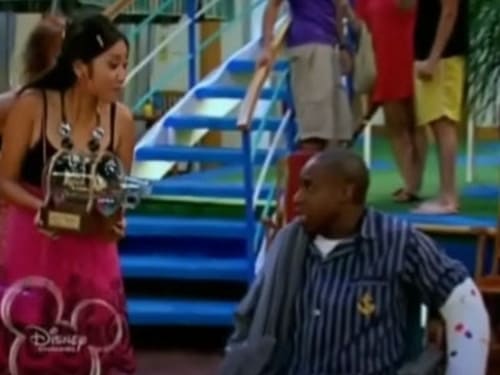 Poster della serie The Suite Life on Deck