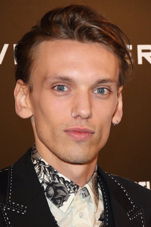 Kép: Jamie Campbell Bower színész profilképe