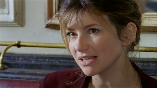 Escena del episodio 14 de la temporada 1 de Florence Larrieu : Le juge est une femme