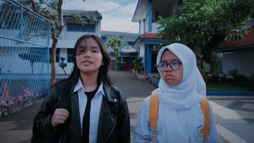 GEMA Backdrop Blur