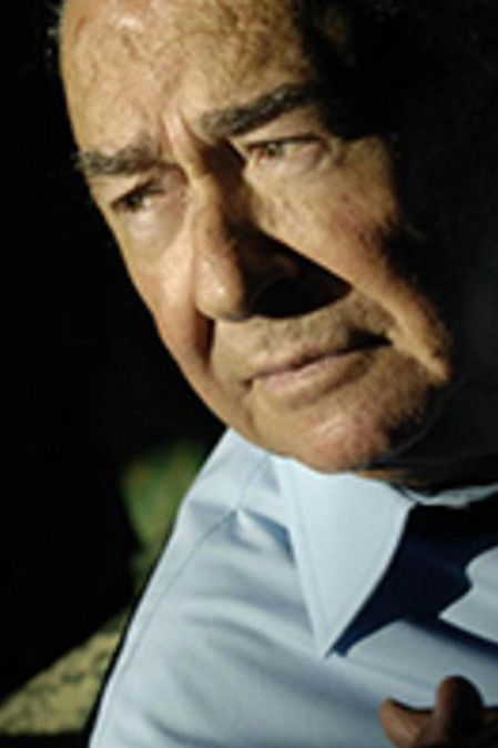 Alvaro Mancori interpretando a Nanè