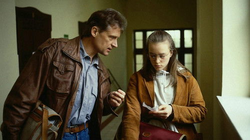 Escena del episodio 1 de la temporada 4 de Grace Under Fire