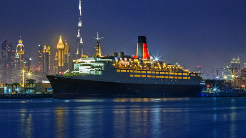 QE2: The World's Most Luxurious Hotel - Season 1 Backdrop Blur