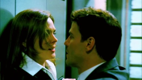 Escena del episodio 18 de la temporada 5 de la serie Bones