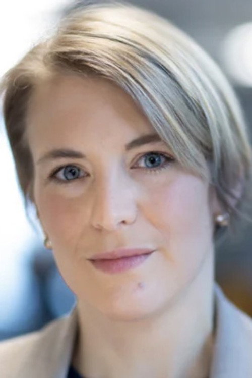 Kari Elisabeth Kaski portrait