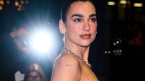 Dua Lipa - Unstoppable still