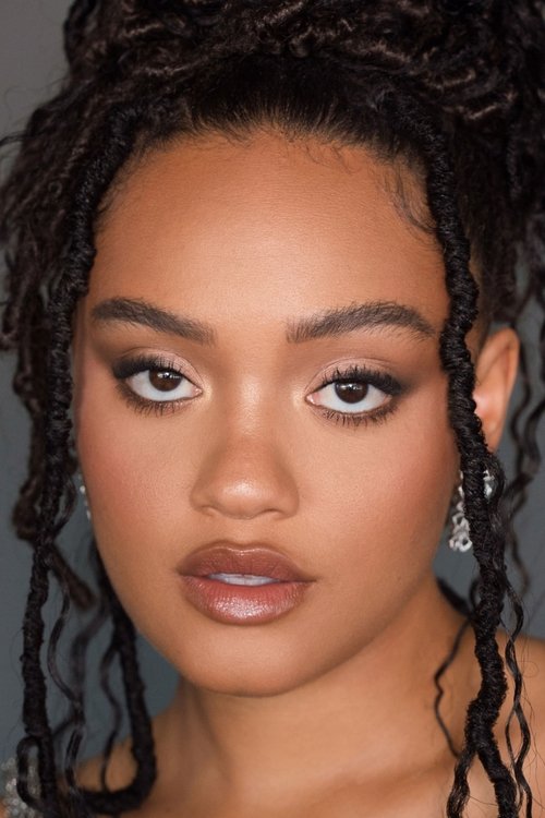 Kép: Kiersey Clemons színész profilképe