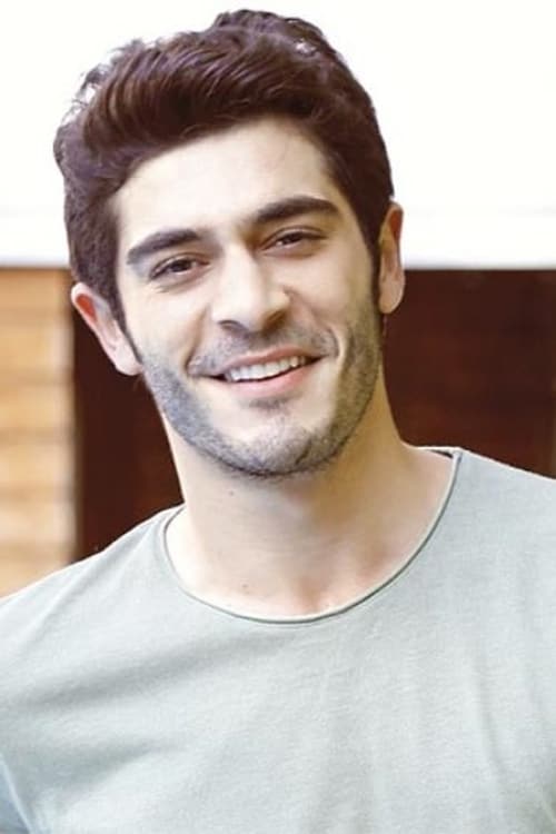 Kép: Burak Deniz színész profilképe