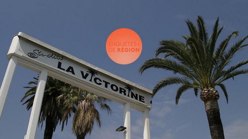 Victorine, zoom arrière Backdrop Blur