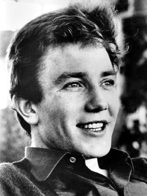 Albert Finney isDr. Albert Hirsch