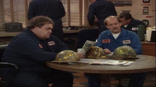 Escena del episodio 8 de la temporada 4 de Grace Under Fire