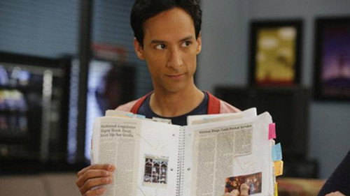 Community S04E12 — Heroic Origins episode still