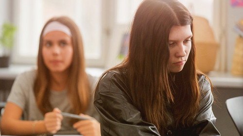 A friendship at stake