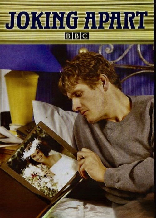 Escena 4 de Joking Apart