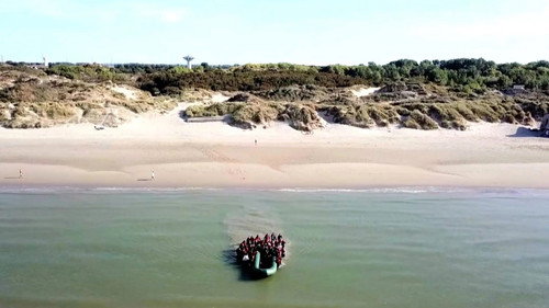 Calais-Douvres, l’exil sans fin still