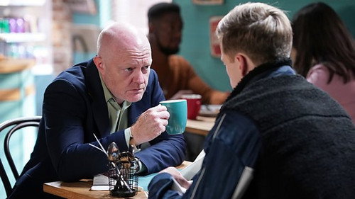 EastEnders — S42 · E170 - 26/10/2026