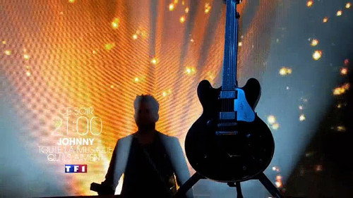Johnny  Toute La Musique Qu'Ils Aiment Backdrop Blur