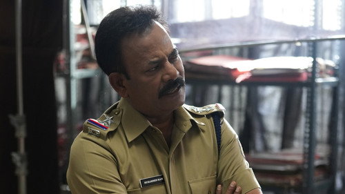 Raveendra Nee Evide?