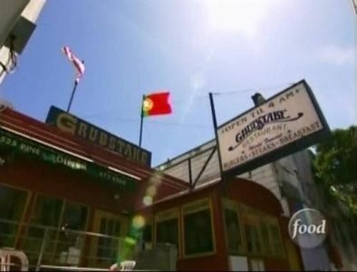 Escena del episodio 8 de la temporada 2 de la serie Diners, Drive-Ins and Dives