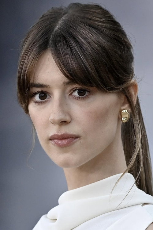 Daisy Edgar-Jones photo 18