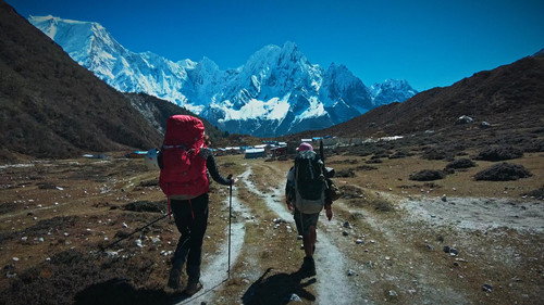 Back to Tilicho — Fundos 1
