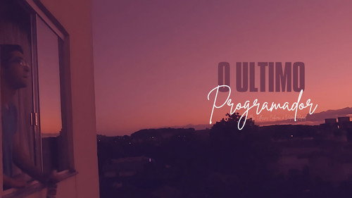 O Último Programador Backdrop Blur