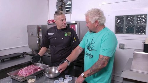 Escena del episodio 4 de la temporada 42 de la serie Diners, Drive-Ins and Dives