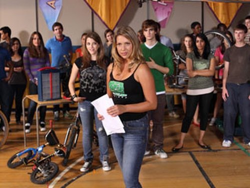 Escena del episodio 13 de la temporada 9 de la serie Degrassi: la nueva generación
