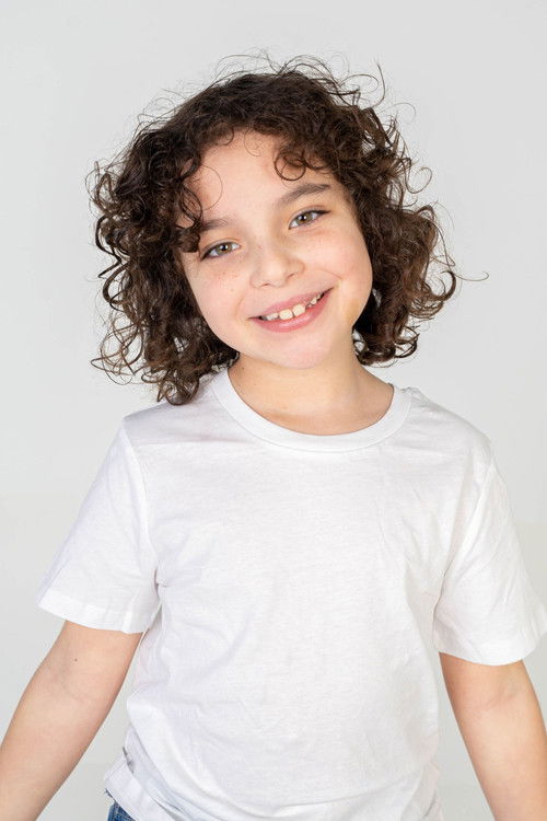 Noa Millán interpretando a Sara