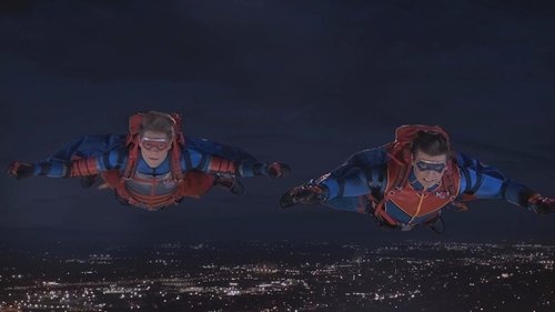 Escena del capítulo 39 de la temporada 5 perteneciente a la serie Henry Danger