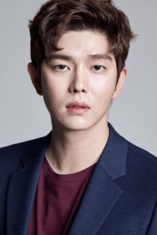 Kép: Yoon Kyun-sang színész profilképe