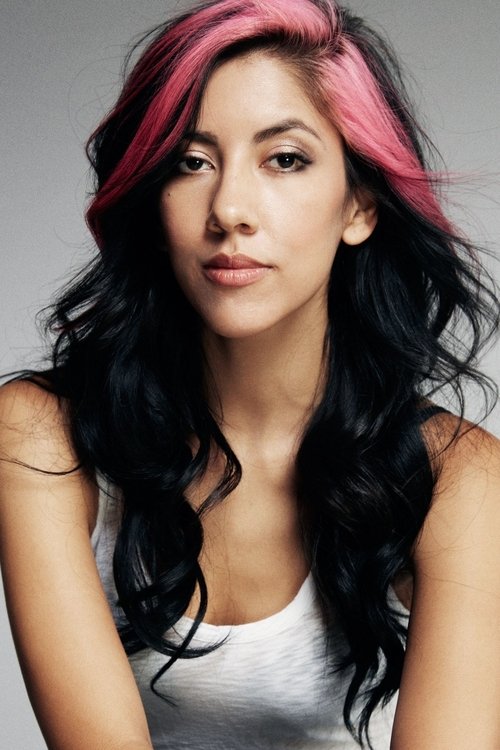 Kép: Stephanie Beatriz színész profilképe