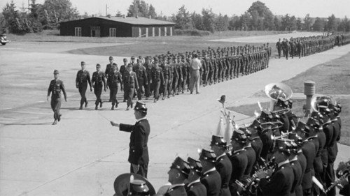 Kriegstüchtig? 70 Jahre Bundeswehr Bild 2