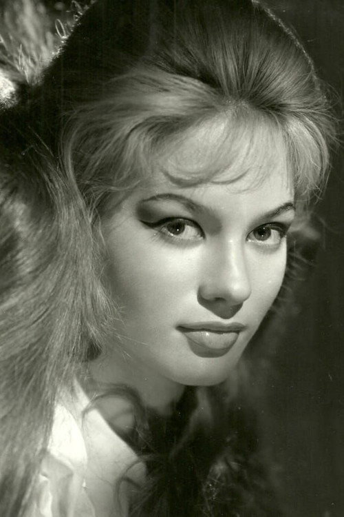 Gillian Hills Photo