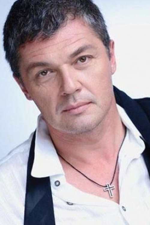 Kép: Adrian Păduraru színész profilképe