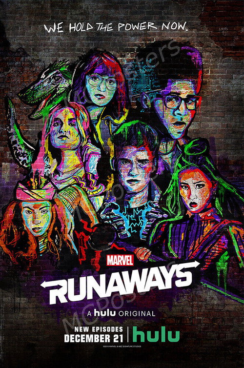 Marvel's Runaways Season 3: Behind the Scenes Interview!