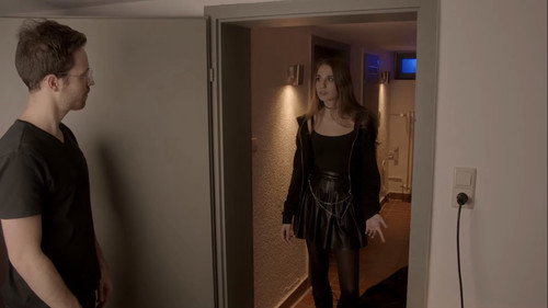 2025: The World Enslaved by a Virus