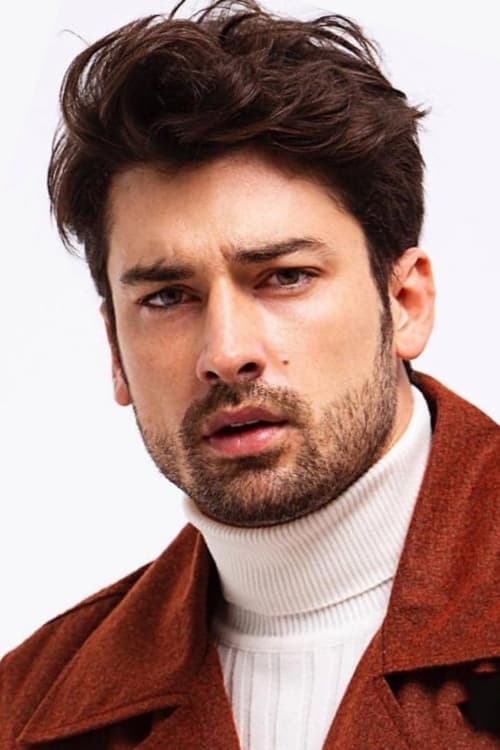 Kép: Alp Navruz színész profilképe