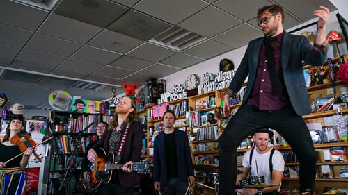 Poster della serie NPR Tiny Desk Concerts