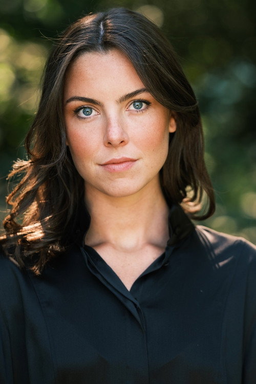 MacKenzie  Lee