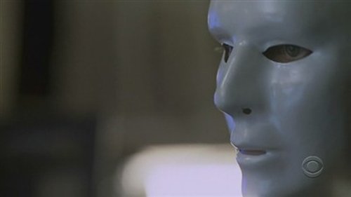 Escena del episodio 1 de la temporada 1 de la serie Smith