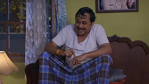 Happu tests Rajesh’s love - Happu Ki Ultan Paltan